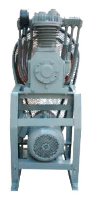 Судовой компрессор ременного привода вертикальное исполнение